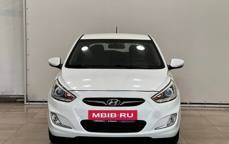 Hyundai Solaris II рестайлинг, 2013 год, 3 фотография