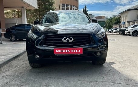 Infiniti FX II, 2010 год, 2 400 000 рублей, 2 фотография