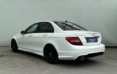 Mercedes-Benz C-Класс, 2011 год, 1 700 000 рублей, 6 фотография