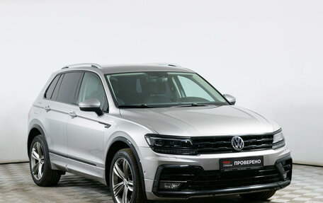 Volkswagen Tiguan II, 2018 год, 2 825 000 рублей, 3 фотография