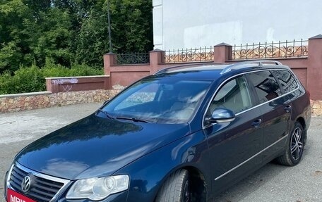 Volkswagen Passat B6, 2008 год, 700 000 рублей, 1 фотография