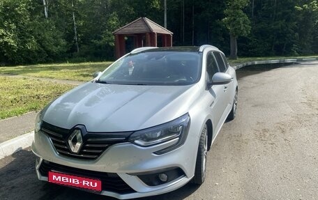 Renault Megane IV, 2017 год, 1 500 000 рублей, 1 фотография