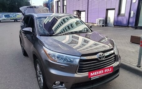 Toyota Highlander III, 2014 год, 3 400 000 рублей, 3 фотография