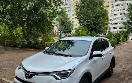 Toyota RAV4, 2019 год, 2 850 000 рублей, 1 фотография