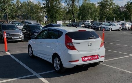 Hyundai Solaris II рестайлинг, 2016 год, 870 000 рублей, 5 фотография