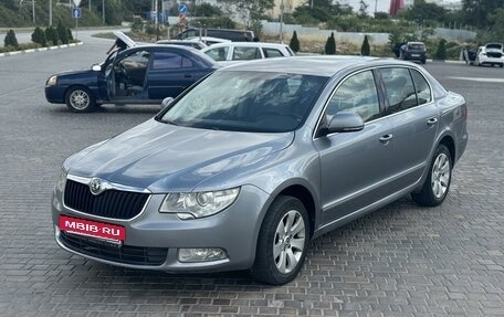 Skoda Superb III рестайлинг, 2011 год, 1 440 000 рублей, 3 фотография