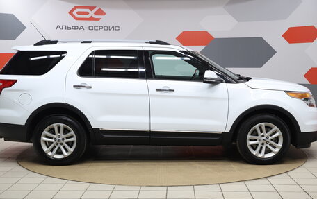 Ford Explorer VI, 2013 год, 1 890 000 рублей, 4 фотография