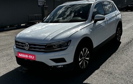 Volkswagen Tiguan II, 2020 год, 3 500 000 рублей, 1 фотография