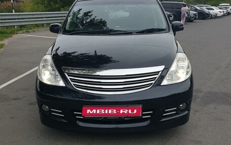 Nissan Tiida, 2011 год, 850 000 рублей, 1 фотография