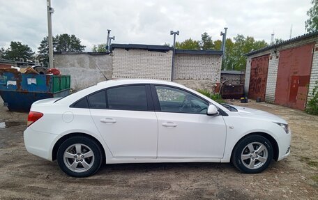 Chevrolet Cruze II, 2012 год, 640 000 рублей, 3 фотография