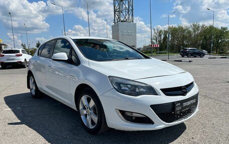 Opel Astra J, 2013 год, 845 600 рублей, 3 фотография