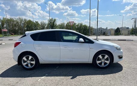 Opel Astra J, 2013 год, 845 600 рублей, 4 фотография