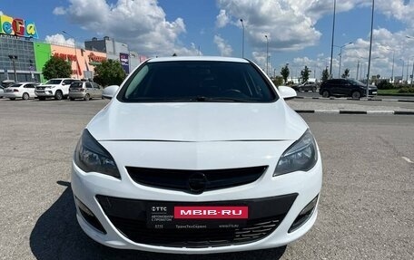 Opel Astra J, 2013 год, 845 600 рублей, 2 фотография