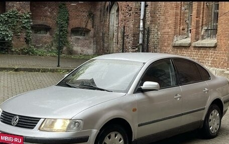 Volkswagen Passat B5+ рестайлинг, 1998 год, 300 000 рублей, 1 фотография