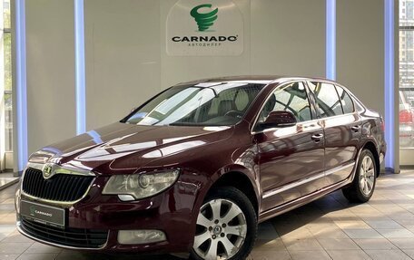 Skoda Superb III рестайлинг, 2011 год, 800 000 рублей, 1 фотография