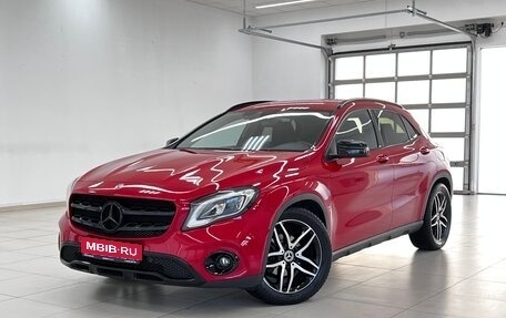 Mercedes-Benz GLA, 2019 год, 1 фотография