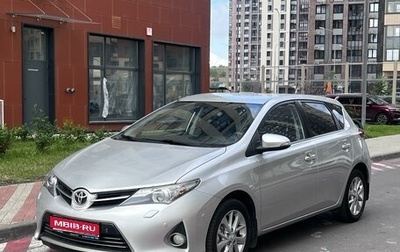 Toyota Auris II, 2013 год, 1 330 000 рублей, 1 фотография