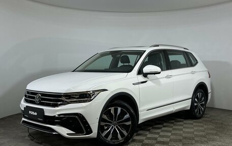 Volkswagen Tiguan II, 2023 год, 5 600 000 рублей, 1 фотография