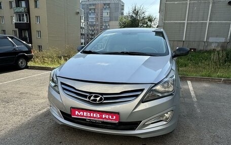 Hyundai Solaris II рестайлинг, 2014 год, 950 000 рублей, 1 фотография