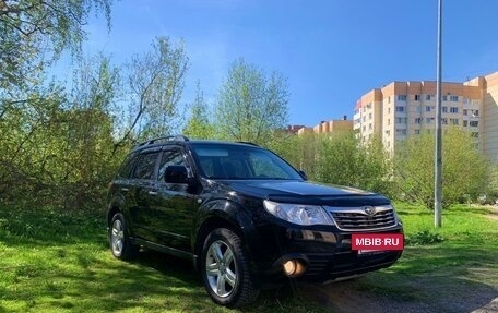 Subaru Forester, 2010 год, 1 045 000 рублей, 2 фотография