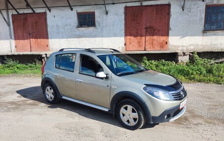 Renault Sandero I, 2012 год, 699 000 рублей, 3 фотография