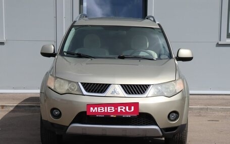 Mitsubishi Outlander III рестайлинг 3, 2008 год, 990 000 рублей, 2 фотография