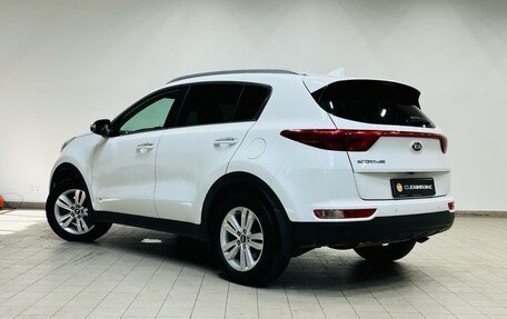 KIA Sportage IV рестайлинг, 2018 год, 2 080 000 рублей, 4 фотография