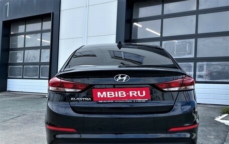 Hyundai Elantra VI рестайлинг, 2018 год, 7 фотография