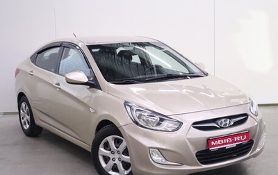 Hyundai Solaris II рестайлинг, 2012 год, 730 000 рублей, 1 фотография