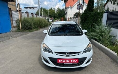 Opel Astra J, 2012 год, 780 000 рублей, 2 фотография