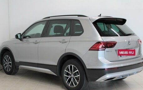 Volkswagen Tiguan II, 2019 год, 3 170 000 рублей, 7 фотография