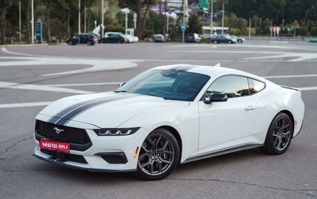 Ford Mustang, 2023 год, 7 770 000 рублей, 1 фотография