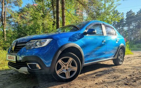 Renault Logan II, 2019 год, 1 300 000 рублей, 2 фотография