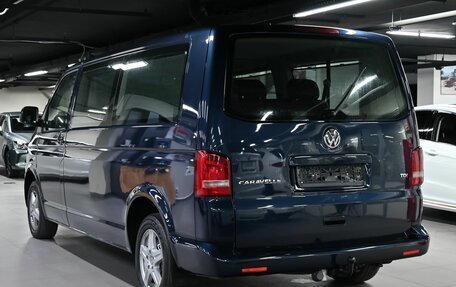 Volkswagen Caravelle T5, 2012 год, 4 фотография