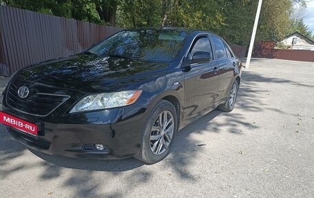 Toyota Camry, 2008 год, 1 350 000 рублей, 1 фотография