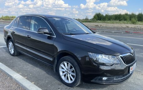 Skoda Superb III рестайлинг, 2014 год, 4 фотография