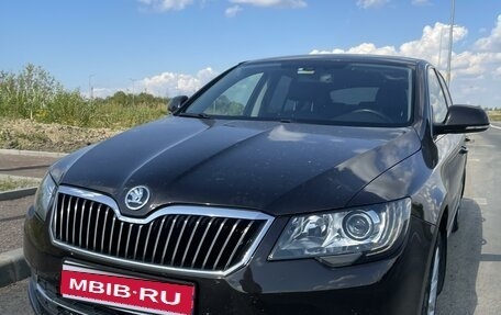 Skoda Superb III рестайлинг, 2014 год, 2 фотография