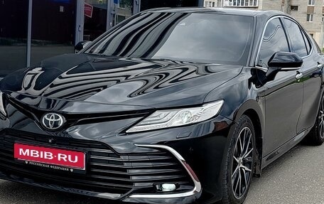 Toyota Camry, 2019 год, 3 220 000 рублей, 1 фотография