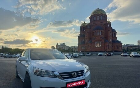 Honda Accord IX рестайлинг, 2013 год, 1 900 000 рублей, 1 фотография