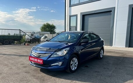 Hyundai Solaris II рестайлинг, 2015 год, 1 499 999 рублей, 2 фотография