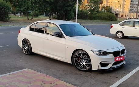 BMW 3 серия, 2012 год, 2 000 000 рублей, 1 фотография