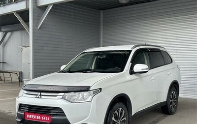 Mitsubishi Outlander III рестайлинг 3, 2014 год, 1 795 000 рублей, 1 фотография