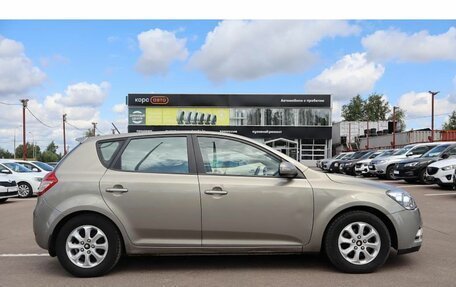 KIA cee'd I рестайлинг, 2010 год, 594 000 рублей, 4 фотография