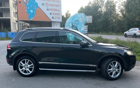 Volkswagen Touareg III, 2013 год, 1 990 000 рублей, 3 фотография