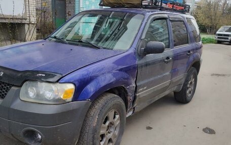 Ford Escape II, 2005 год, 290 000 рублей, 1 фотография