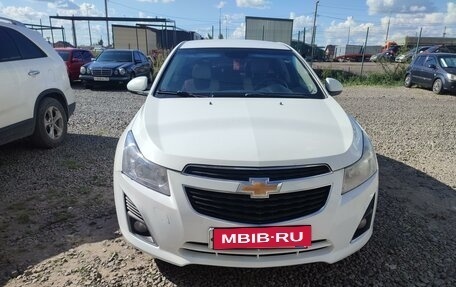 Chevrolet Cruze II, 2013 год, 798 000 рублей, 2 фотография