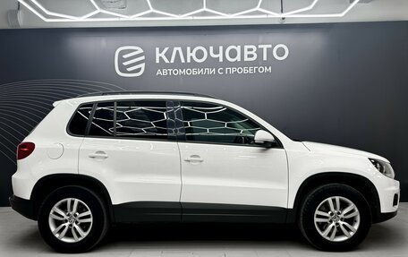 Volkswagen Tiguan I, 2011 год, 1 488 000 рублей, 2 фотография