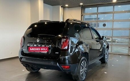 Renault Duster I рестайлинг, 2017 год, 1 399 000 рублей, 3 фотография