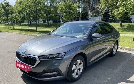 Skoda Octavia IV, 2020 год, 2 800 000 рублей, 2 фотография