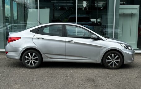 Hyundai Solaris II рестайлинг, 2011 год, 890 000 рублей, 5 фотография